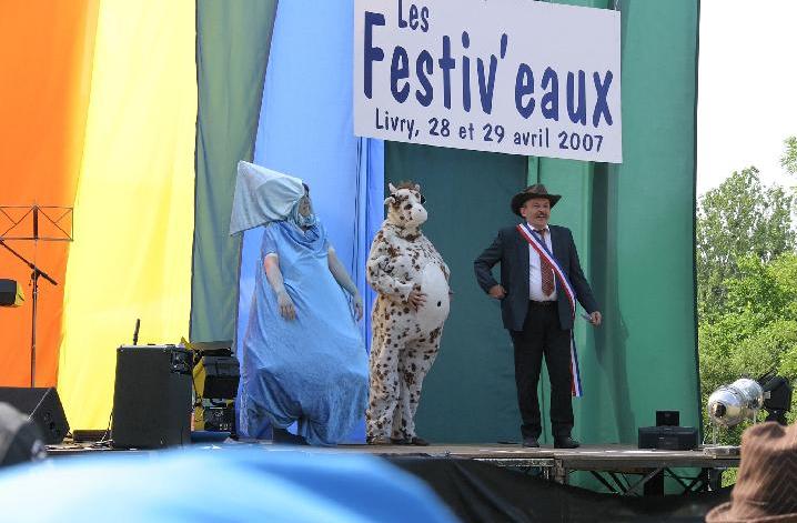 La vache et l'eau